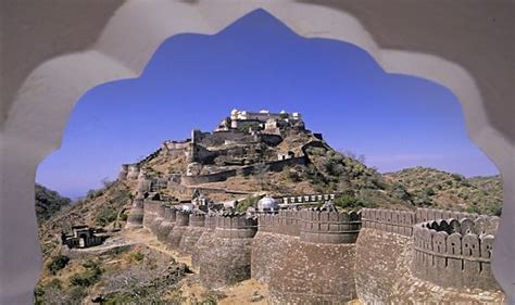 The World’s Second Longest Wall, Kumbhalgarh Fort, is Right Here in ...