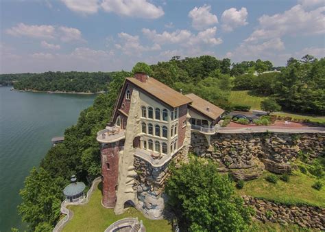 The Castle on Smith Lake — Real Estate Photography by Dave Warren