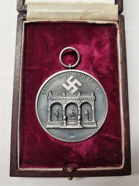 WWII GERMAN BLOOD ORDER MEDAL WITH CASE