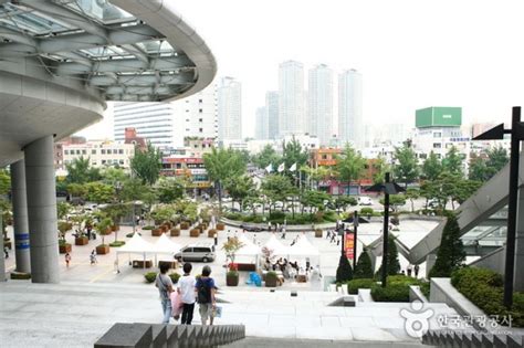 Yongsan Station | 용산역 : TRIPPOSE