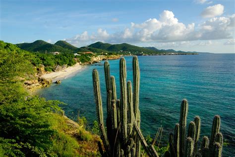 A Guide to Curaçao, a Laid-Back Caribbean Island With Candy-Colored Houses