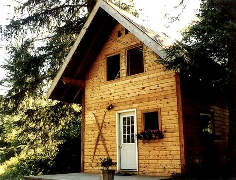 Rustic Cabin Rental in Seward, Alaska