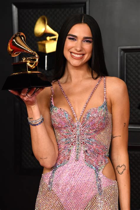 Dua Lipa’s Epic Grammys Versace Dress Twinkled Like The Northern Lights ...