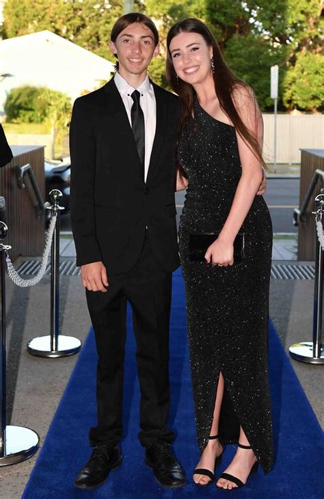 Suncoast Christian College formal | photo gallery | Daily Telegraph