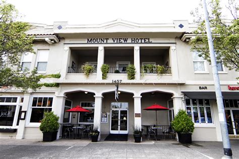 The 7 Best Hotels in Calistoga - NapaValley.com