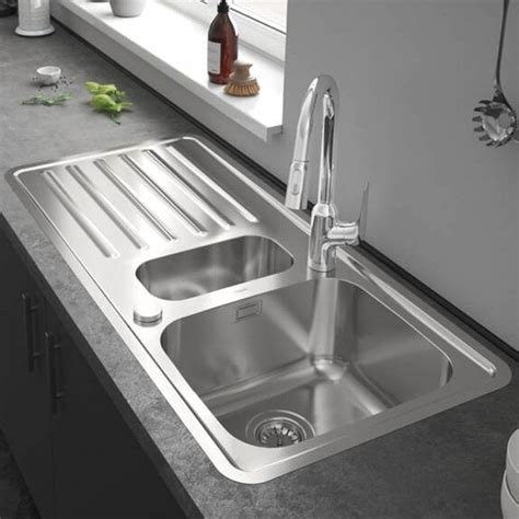 Hansgrohe S4113-F540 1.5 Bowl Stainless Steel Kitchen Sink 43339800 ...