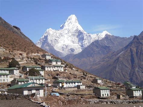 Khumjung Village- Solukhumbu View from Khumjung to Ama Dablam Mountain ...