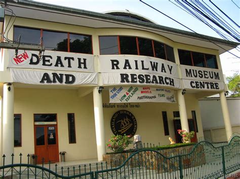 death railway museum, cemetry : Indo-China