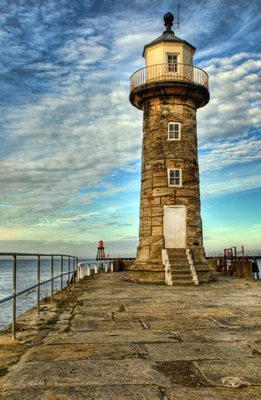 Zenfolio | Ray Etchells Photography | Coastal | Whitby Lighthouse