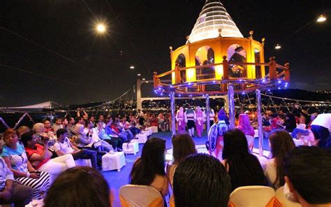 Bosphorus Dinner Cruise – Bosphorus Night Cruise - Tours Flame