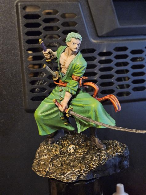 Zoro, from One Piece! C&C appreciated! : r/minipainting