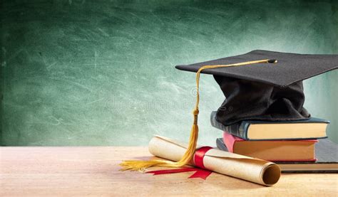 6,627 College Graduation Table Stock Photos - Free & Royalty-Free Stock ...