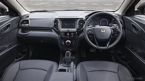 XUV400 Dashboard Image, XUV400 Photos in India - CarWale