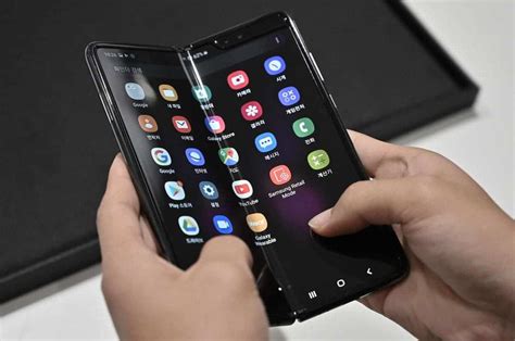 Oppo & Vivo are working on internally folding foldable smartphones