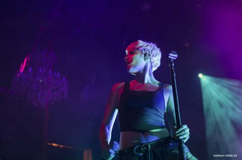 Halsey’s majestic ‘Badlands’ tour defines the ‘New Americana’ – The Roar