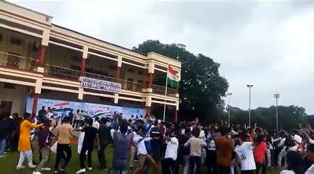 Iit Bhu Flag Hoisting : Latest News, Iit Bhu Flag Hoisting Videos and ...