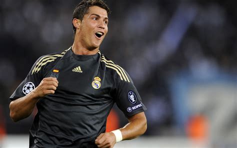 Cristiano Ronaldo black Real Madrid jersey (2) - Cristiano Ronaldo ...