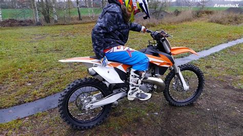 KTM 250 SX 2-Stroke - My First Start - YouTube