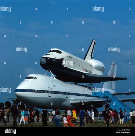 Space Shuttle Enterprise Boeing 747 Stock Photo - Alamy