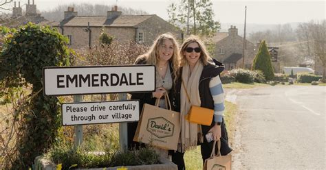 Leeds: Emmerdale Village Set Guided Tour | GetYourGuide