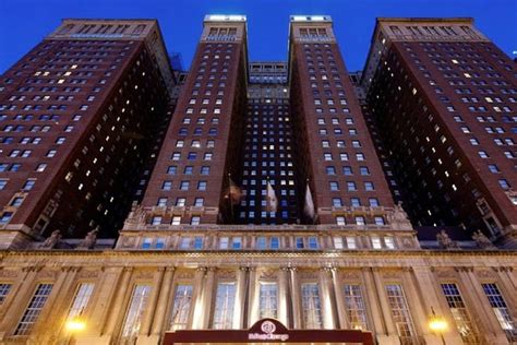 Hilton Chicago- Michigan Ave Cultural Mile is one of the best places to ...