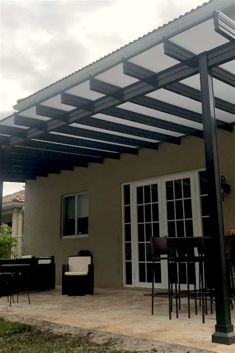 Enjoy your porch with an overhang patio cover Patio Overhang Ideas ...