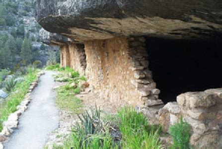 Arizona: Walnut Canyon National Monument (U.S. National Park Service)