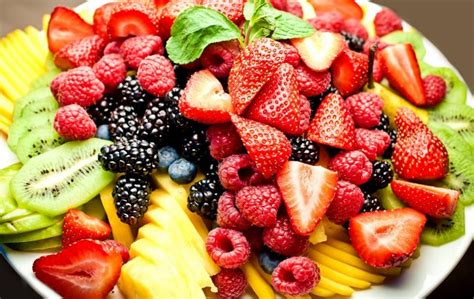 6090_Plate-full-of-healthy-fruits-delicious-food-for-dinner | The Food ...