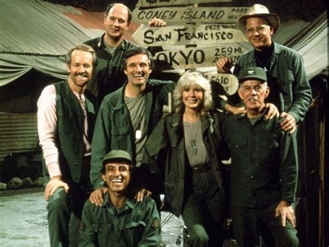 M*A*S*H (TV-serie 1972-1983) | Se hvor M*A*S*H kan strømmes | Serienytt