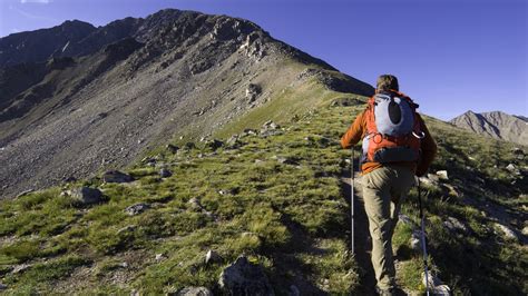 Hiking 14ers: how to stay alive when you’re bagging peaks | Advnture