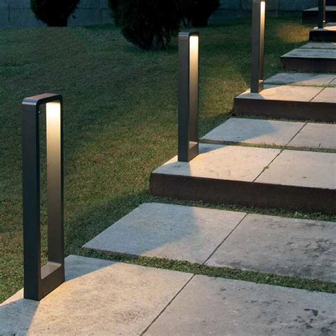 Bollard 2338 - ILS-Lighting.com