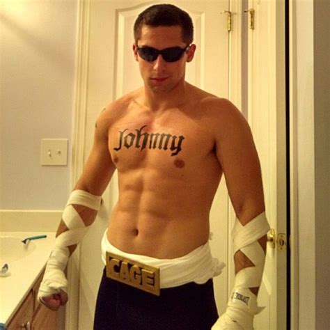 Funny And Awesome Cosplay Of The Week | Johnny cage, Hot halloween ...