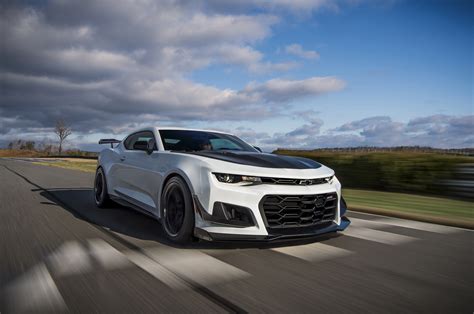 The Giant 2018 Chevrolet Camaro ZL1 1LE Photo Gallery