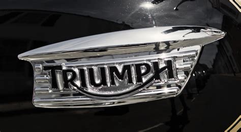 Triumph logo