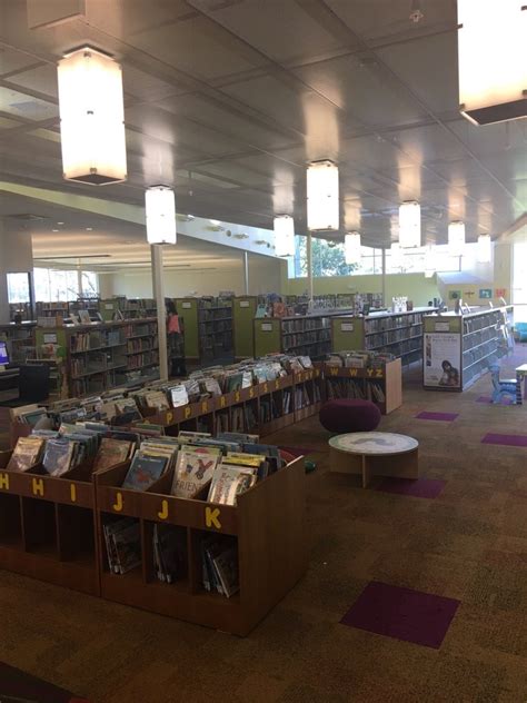 Dallas Public Library - Lochwood - Libraries - 11221 Lochwood Blvd ...