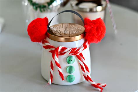 4 Easy & Unique Christmas Candle DIY Gift Ideas | Hip2Save