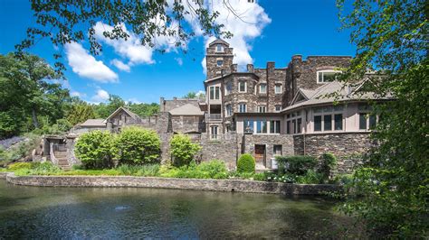 Look inside former NY Yankees player Greenwood Lake castle