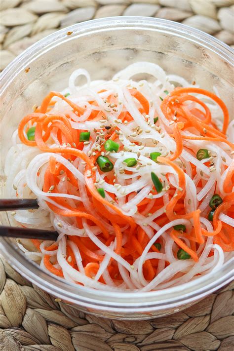 Carrot and Daikon Radish Salad – Spice the Plate