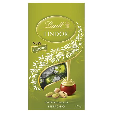 Lindt Pistachio Chocolate Bag 123g | BIG W