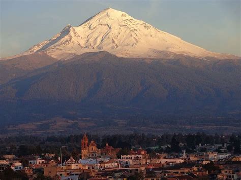 Popocatépetl volcano: central Mexico's volatile guardian