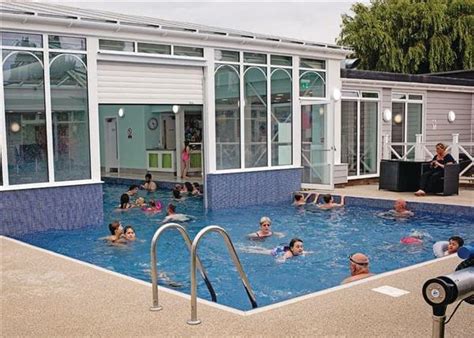 Manor Park Holiday Village - Hunstanton, Norfolk | Self catering ...