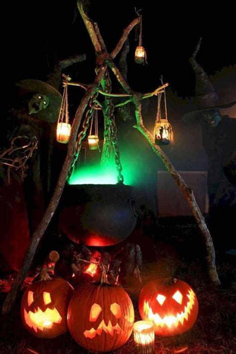 30 Mysterious Halloween Lighting Ideas That Improve Your Outdoors ...