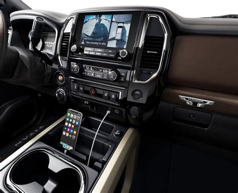 Nissan TITAN Interior Review Richardson TX | Courtesy Nissan