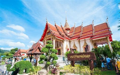 Driving Rental Car Visit Famous Temple in Phuket