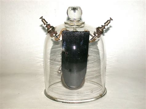 Bell Jar Vacuum Sound experiment Early 20th century - Fleaglass