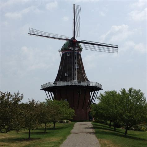 Windmill island, holland michigan | Holland michigan, Holland, Favorite ...