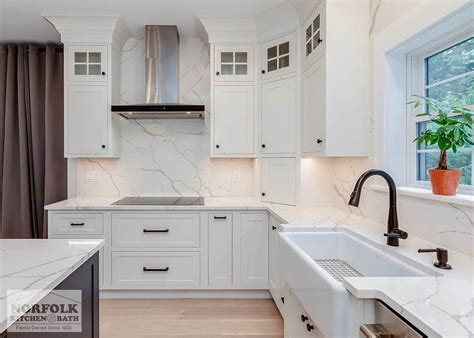 White Kitchen Cabinets And Quartz Countertops – Things In The Kitchen