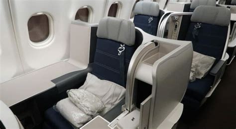 Review: Malaysia Airlines A330 Business Class (KUL-AKL)