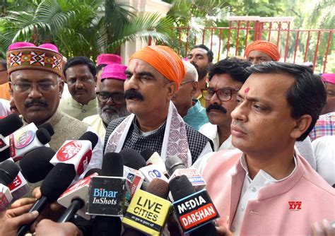 Patna: BJP MP Gopal Jee Thakur addresses the media after meeting Bihar ...