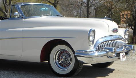 1953 Buick Skylark | Volo Museum